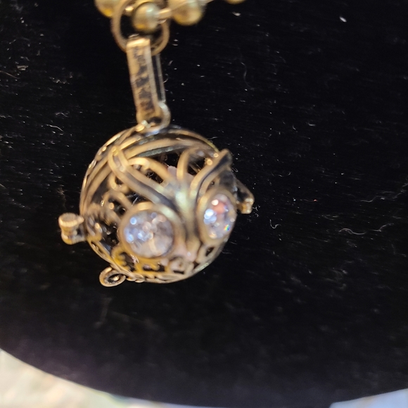 Owl necklace with crystals - Picture 2 of 3